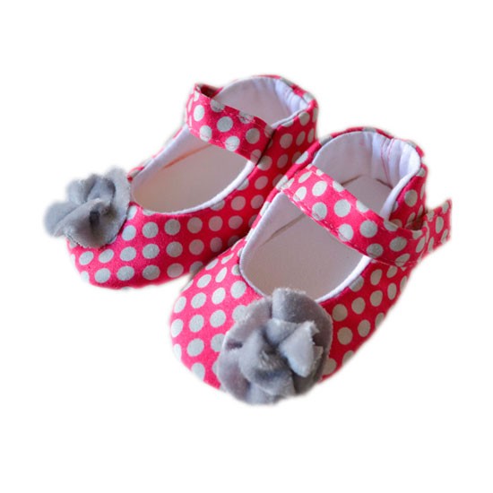 Zapatos rosa para bebé